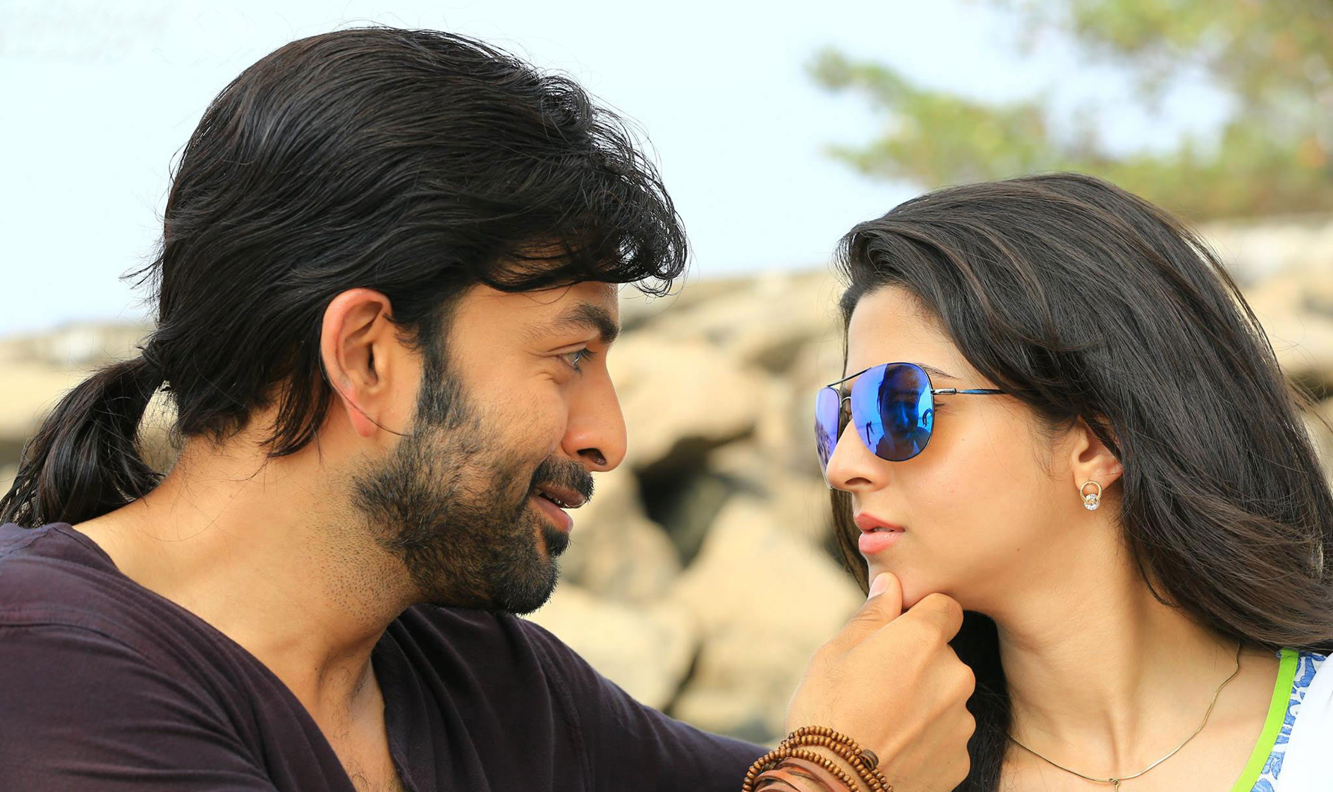 ജയിംസ് ആന്‍ഡ് ആലീസിലെ പാട്ടുകൾ