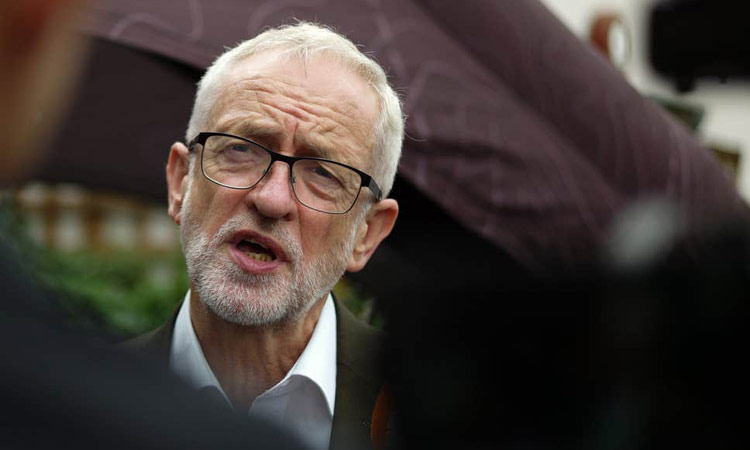 ബ്രി​ട്ടീ​ഷ്​ തെ​ര​ഞ്ഞെ​ടു​പ്പ് ലേ​ബ​ർ പാ​ർ​ട്ടി​യു​ടെ പ​രാ​ജ​യ​ം:  മാ​പ്പു​ചോ​ദി​ച്ച്​ കോ​ർ​ബി​ൻ