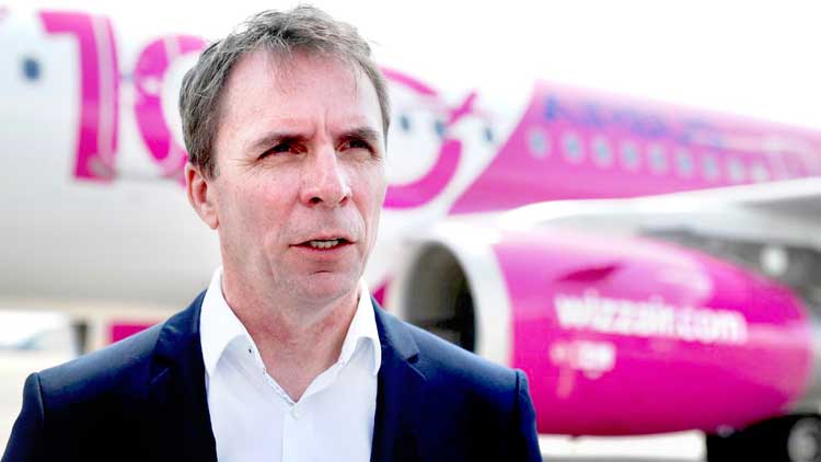 കുറഞ്ഞ നിരക്കിൽ വിമാനയാത്രയൊരുക്കാൻ  വിസ് എയർലൈൻ അബൂദബിയിലും