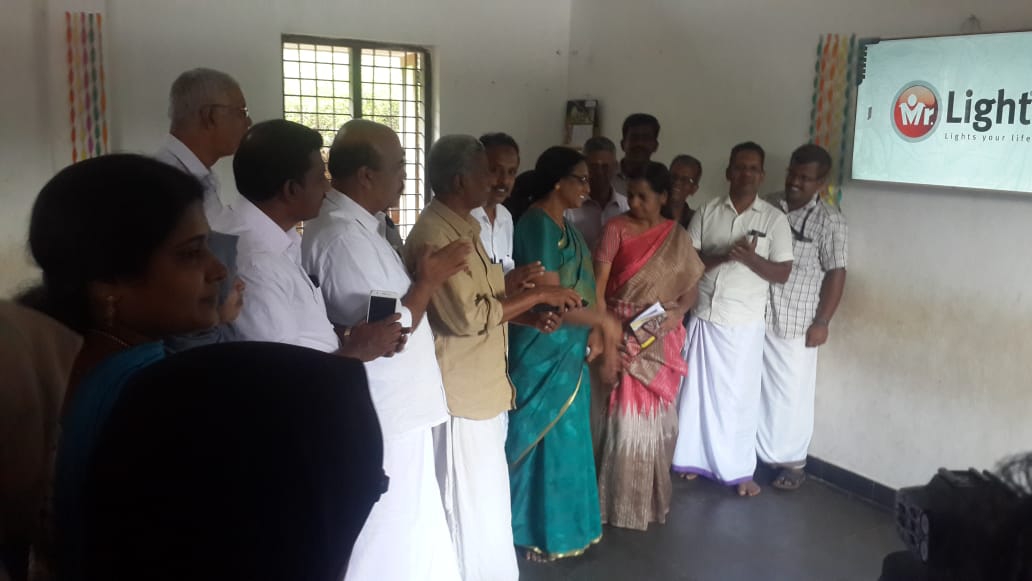 ശിശുദിന സമ്മാനമായി പൂർവാധ്യാപകരുടെ ഡിജിറ്റൽ ക്ലാസുകൾ