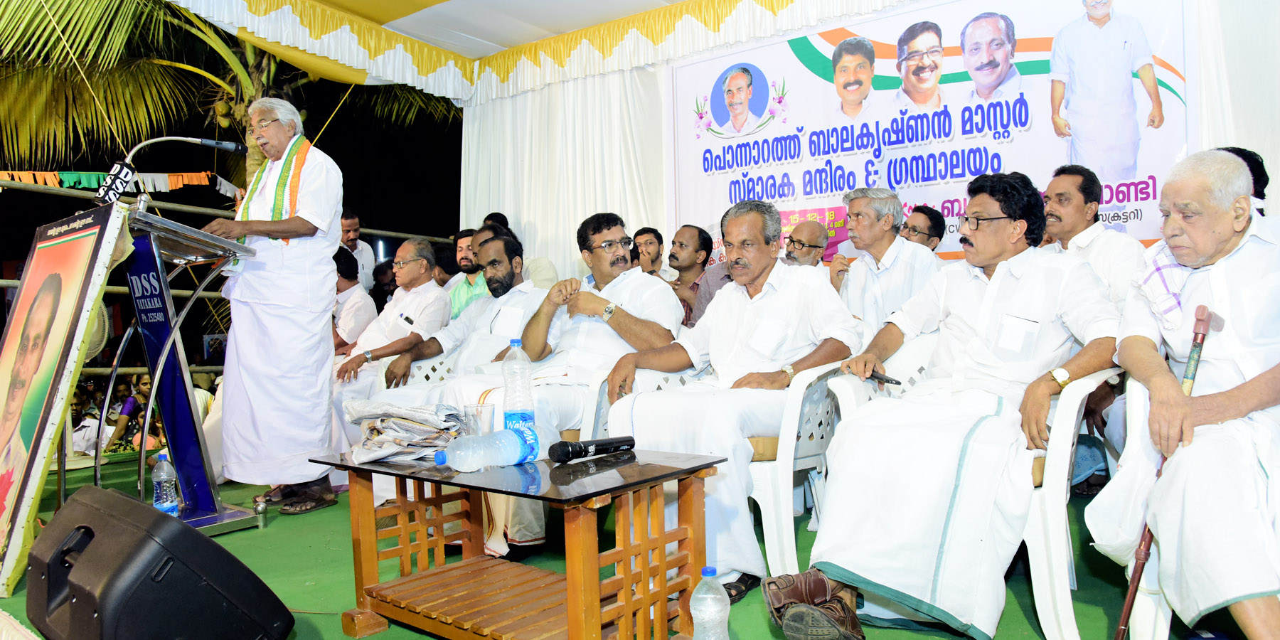 മോദിയുടെ ജനവിരുദ്ധ ഫാഷിസ്​റ്റ്​ നയങ്ങളാണ്​ തെര. പരാജയ കാരണം -ഉമ്മൻ‌ ചാണ്ടി