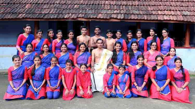 Kallekulangara-Kathakali Kallekulangara-Kathakali
