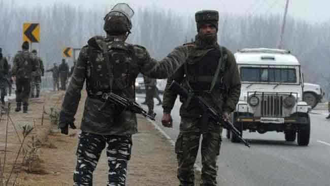 പുൽവാമയിൽ ഏറ്റുമുട്ടൽ: മേജർ അടക്കം നാല്​ സൈനികർ കൊല്ലപ്പെട്ടു