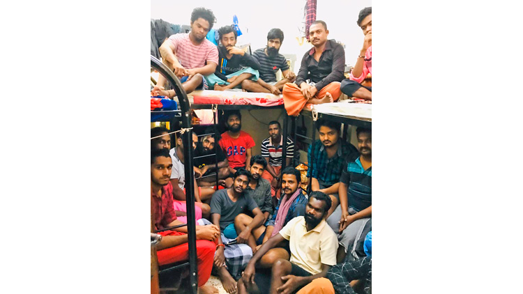 തൊഴിൽ തട്ടിപ്പിൽ കുടുങ്ങി വിസിറ്റ് വിസയിലെത്തിയ മലയാളികൾ