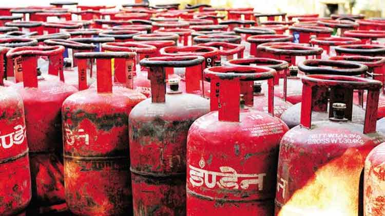 പാചകവാതക വില കുറഞ്ഞു പാചകവാതക വില കുറഞ്ഞു