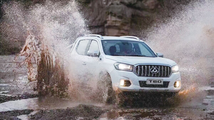 മാ​ക്​​സ​സ്​ വാ​ഹ​ന​ങ്ങ​ൾ​ക്കു​ള്ള ഒാ​േ​ട്ടാ ക്ലാ​സ്​ കാ​ർ​സ് ഒാ​ഫ​ർ ജൂ​ൺ 15 വ​രെ