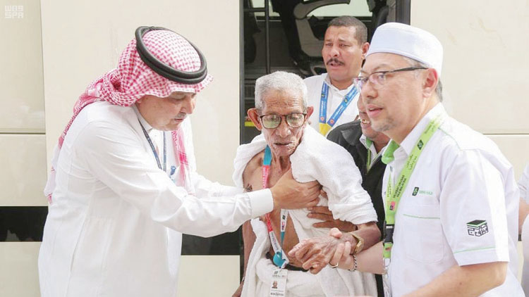 101​െൻ​റ നി​റ​വി​ൽ അ​ബ്​​ദു​ൽ ഗ​ഫാ​ർ മ​ഹ​മൂ​ദി​ന്​ ഹ​ജ്ജ്