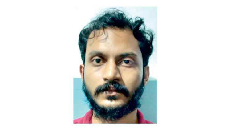 കഞ്ചാവെന്ന് പറഞ്ഞ് കമ്യൂണിസ്റ്റ് പച്ച ഉണക്കിവിറ്റു; യുവാവിനെ തട്ടിക്കൊണ്ടുപോയ കേസിൽ ഒരാൾകൂടി അറസ്റ്റിൽ കഞ്ചാവെന്ന് പറഞ്ഞ് കമ്യൂണിസ്റ്റ് പച്ച ഉണക്കിവിറ്റു; യുവാവിനെ തട്ടിക്കൊണ്ടുപോയ കേസിൽ ഒരാൾകൂടി അറസ്റ്റിൽ