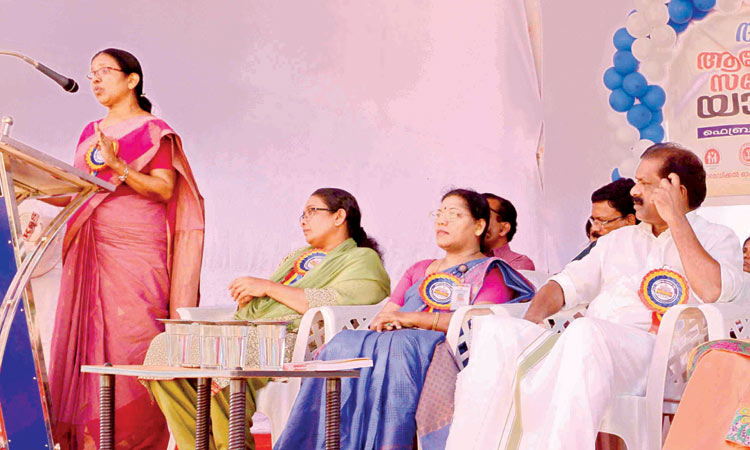 പകർച്ചവ്യാധികൾ നിയന്ത്രണ വിധേയം –മന്ത്രി ശൈലജ