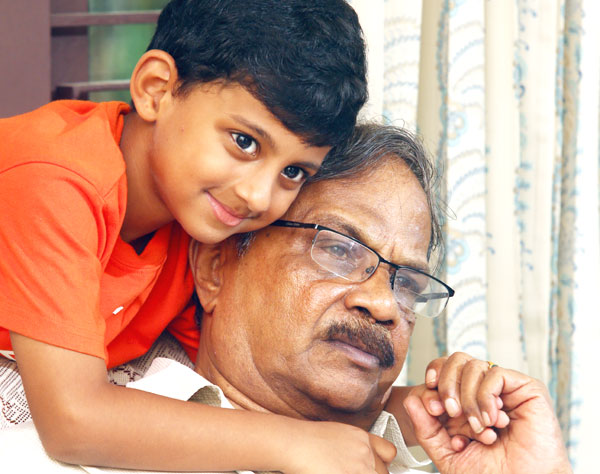 പൂക്കള്‍ മറഞ്ഞ കുന്നുകള്‍