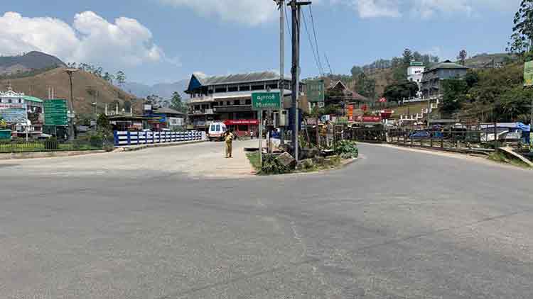 വ്യാപാരമേഖല നിർജീവമായി - മുഖ്യമന്ത്രി