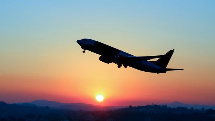 അ​ത്യാ​വ​ശ്യ​മ​ില്ലെങ്കിൽ  ഇ​ന്ത്യ​യിലേക്ക്​ പോകരുത്​