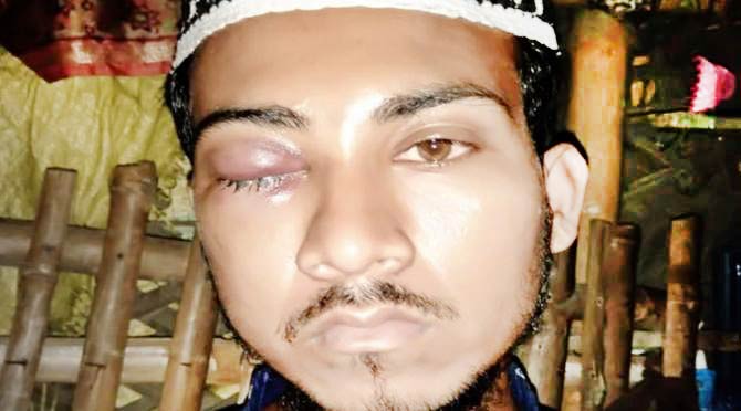 Madrasa Teacher Pushed out of Train for not Chanting Jai Shri Ram