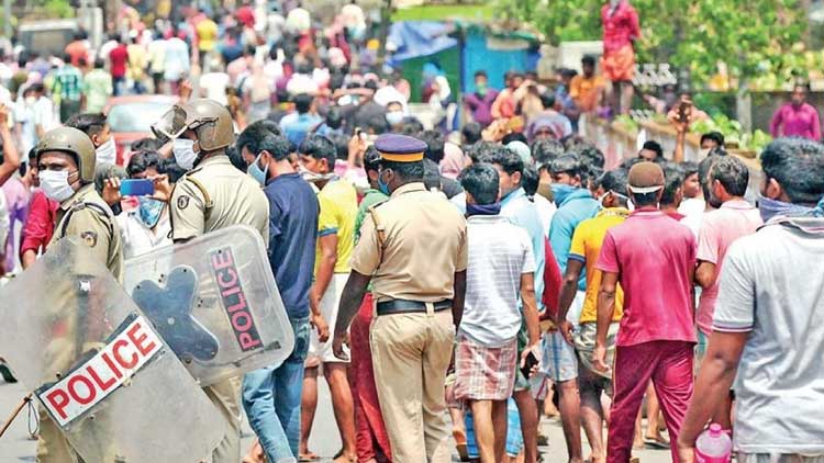 ട്രെയിൻ അനുവദിക്കണം; കൊല്ലത്ത്​ അന്തർ സംസ്​ഥാന തൊഴിലാളികളുടെ പ്രതിഷേധം
