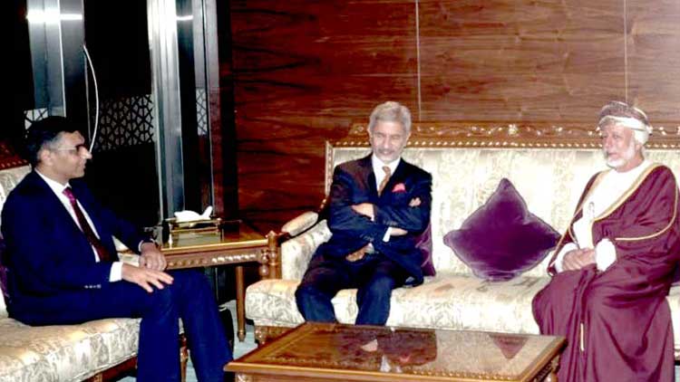 ഇന്ത്യന്‍ വിദേശകാര്യ മന്ത്രി ഒമാനില്‍