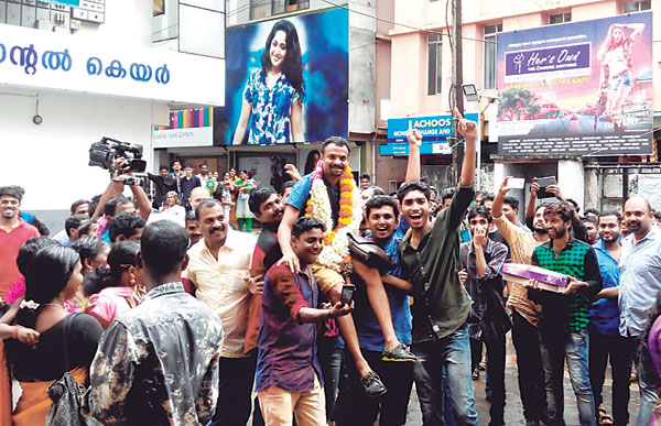 കാഞ്ചനയെ കാണാതെ വിമല്‍