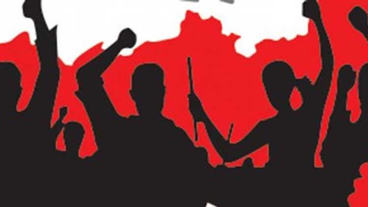 ജോലി കഴിഞ്ഞ്​ വീട്ടി​േലക്ക്​​ മടങ്ങിയ മാധ്യമപ്രവർത്തകന്​ നേരെ ആൾക്കൂട്ട ആക്രമണം