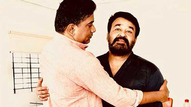 കംപ്ലീറ്റ് ആക്ടർ സംവിധായകനാകുമ്പോള്‍...