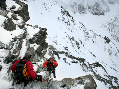 അ​ര നൂ​റ്റാ​ണ്ടു മു​മ്പ്​  വി​മാ​നാ​പ​ക​ട​ത്തി​​ൽ​പെ​ട്ട​വ​രു​ടെ ശ​രീ​ര​ഭാ​ഗ​ങ്ങ​ൾ ക​ണ്ടെ​ത്തി