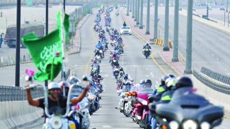 ആ​ഘോ​ഷം അ​വി​സ്​​മ​ര​ണീ​യ​മാ​ക്കി കി​ഴ​ക്ക​ൻ പ്ര​വി​ശ്യ​