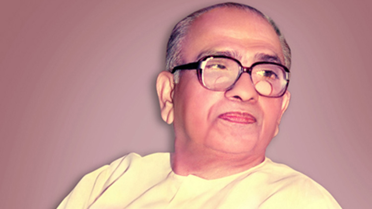 ധന്യനായ സാഹിത്യകുലപതി ധന്യനായ സാഹിത്യകുലപതി