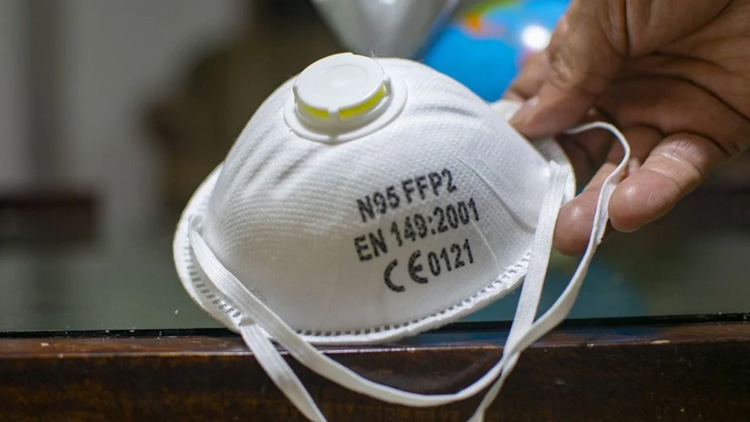 വാൽവുള്ള എൻ95 മാസ്കുകൾ വൈറസിനെ തടയില്ല -സംസ്ഥാനങ്ങൾക്ക് ആരോഗ്യ മന്ത്രാലയത്തിന്‍റെ കത്ത്