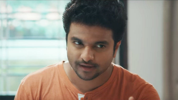 Neeraj Madhav -Gauthamante Radham