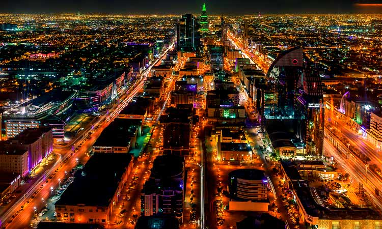 ബത്​ഹയിൽ കേൾക്കാം പല ദേശത്തിൻെറ കലപിലകൾ