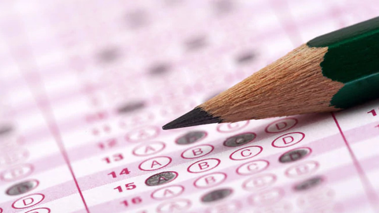 കെ.എ.എസ്: രണ്ടാം പേപ്പറിലെ 8100 ഉത്തരക്കടലാസുകൾകൂടി മെഷീൻ പുറന്തള്ളി