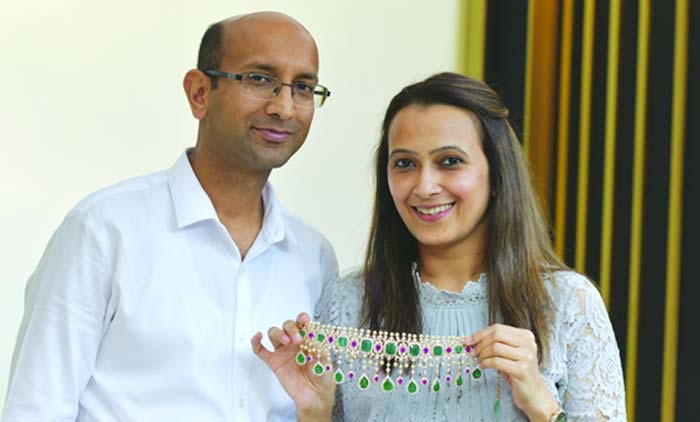 മാ​​ണി​​ക്യം, മ​​ര​​ത​​കം, ഇ​​ന്ദ്ര​​നീ​​ലം...  സൗ​ന്ദ​ര്യം ഒ​ളി​പ്പി​ച്ച്​ ഇ​ന്ത്യ​ൻ പ​വ​ലി​യ​ൻ