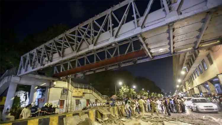 Over-Bridge-Collapses