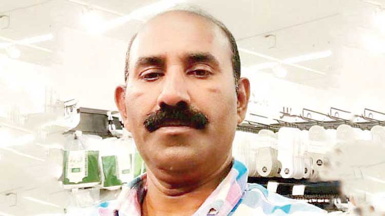 ആ​ശു​പ​ത്രി​യിൽ അ​ഞ്ചു​ മാ​സം;  പ്രാ​ർ​ഥ​ന​യോ​ടെ സക്കീറി​െൻറ കു​ടും​ബം