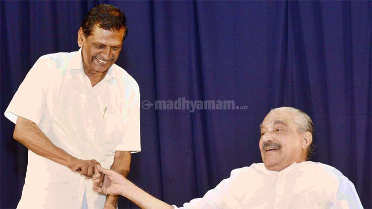 മാണിയെ പിണക്കില്ല, ജോസഫിനെ സമാശ്വസിപ്പിക്കും