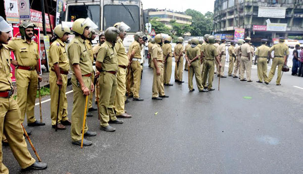 ബി.ജെ.പി-സി.പി.എം സംഘട്ടനം: പാലക്കാട് രണ്ട് പഞ്ചായത്തുകളില്‍ നിരോധനാജ്ഞ