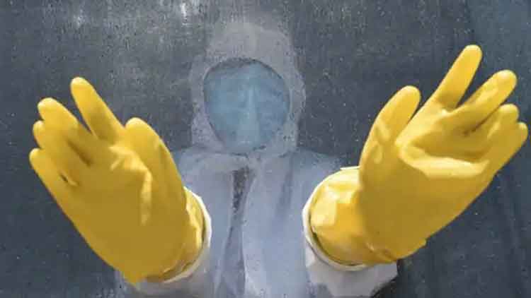 പി.പി.ഇ കിറ്റ് ധരിച്ചെത്തി ജ്വല്ലറിയിൽ കവർച്ച പി.പി.ഇ കിറ്റ് ധരിച്ചെത്തി ജ്വല്ലറിയിൽ കവർച്ച