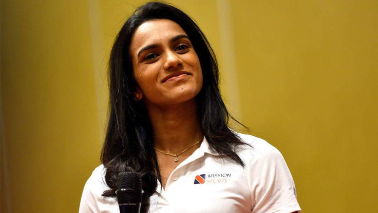 സിന്ധുവിന്​ 50 കോടിയുടെ കരാർ; കോഹ്ലിക്കൊപ്പമെത്തി ഹൈദരാബാദുകാരി