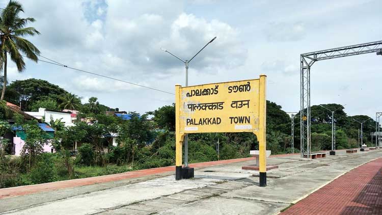 പാലക്കാട്​ അതീവ ജാഗ്രതയിൽ; എം.പിയും എം.എൽ.എയും ക്വറൻറീനിൽ