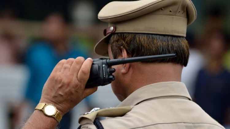 മ​ദ്യ​ല​ഹ​രി​യി​ൽ ഡ്രൈ​വി​ങ്​; ലോ​റി ക​സ്​​റ്റ​ഡി​യി​ൽ