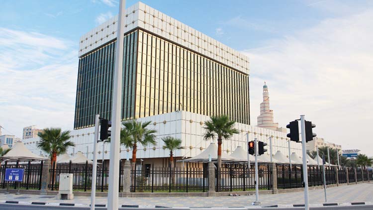 സാ​​​മ്പ​​​ത്തി​​​ക വെ​​​ല്ലു​​​വി​​​ളി​​​ക​​​ളി​​​ൽ​നി​​​ന്ന് ഖത്തർ മു​​​ക്ത​​മെ​​​ന്ന് സെ​​​ൻ​​​ട്ര​​​ൽ ബാ​​​ങ്ക്