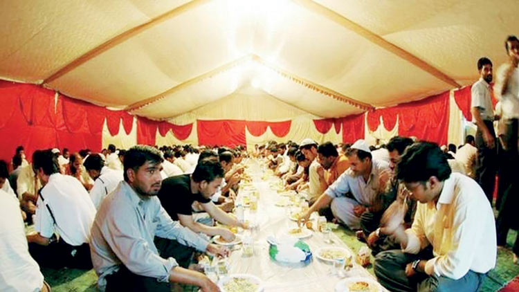 റമദാൻ ടെൻറുകളിൽ പുകവലി അനുമതി കർശന നിബന്ധനകൾക്ക്​ വിധേയമായി മാത്രം