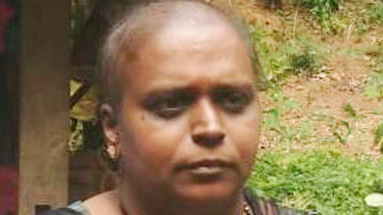 ഇല്ലാത്ത അർബുദത്തിന് കീമോ; ദുരിതംപേറി രജനി