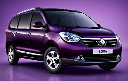 ലോഡ്ജിയും ഇന്നോവയും തമ്മില്‍