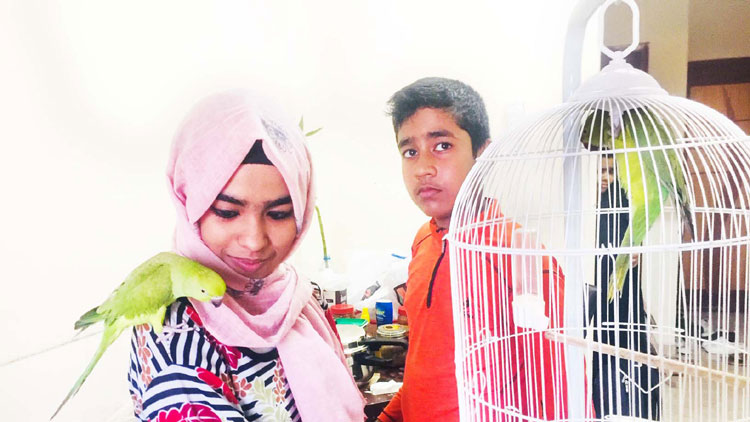 റിച്ചൂസിന് പറന്നകലാനാവില്ല, ഫാത്തിമയുടെ  സ്നേഹത്തണലിൽനിന്ന്