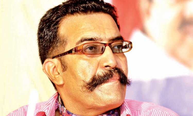 പെൺകുട്ടികൾ സ്വയരക്ഷക്ക്​ മുളക്​ സ്​പ്രേയും പിച്ചാത്തിയും കരുതണം -ഋഷിരാജ് സിങ്​