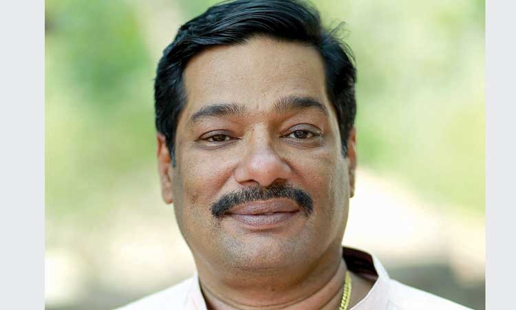 സ്കൂളിൽ ഇനി കളിയാശാൻ ഇല്ല സ്കൂളിൽ ഇനി കളിയാശാൻ ഇല്ല