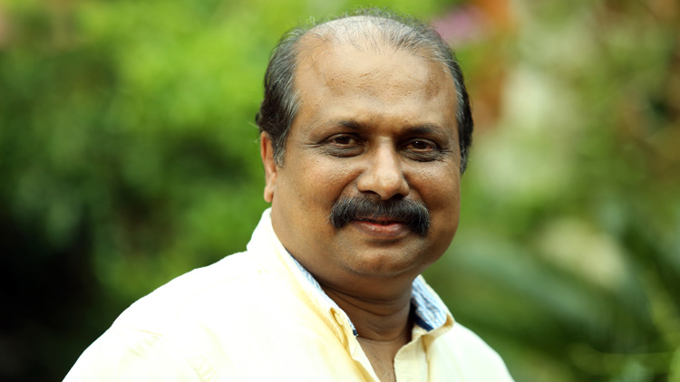 ഡോ. എസ്.കെ. സുരേഷ് കുമാറിന് വൈദ്യശാസ്ത്രത്തിൽ അന്താരാഷ്ട്ര ഫെലോഷിപ്പ്