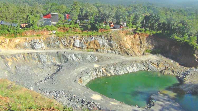 ജനജീവിതം ദുസ്സഹമാക്കി ശശിമല ക്വാറി; പ്രദേശവാസികൾ സമരത്തിലേക്ക്