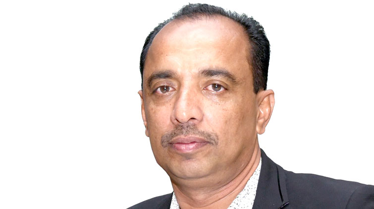 ഗ്രാ​ൻ​ഡ് മീ​ലാ​ദ് എ​ക്സ​ല​ൻ​സി അ​വാ​ർ​ഡ് സ​ജി ചെ​റി​യാ​ന്