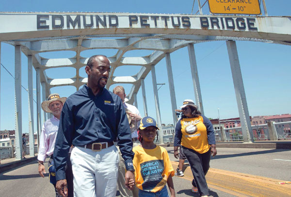 വംശവെറിക്കെതിരെ വാഷിങ്ടണിലേക്ക് മാര്‍ച്ച്