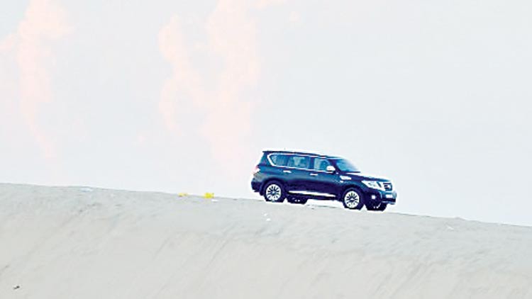 സീ​ലൈ​നി​ൽ ഗ​താ​ഗ​ത നി​യ​മ​ലം​ഘ​നം: 407 വാ​ഹ​ന​ങ്ങ​ൾ ആ​ഭ്യ​ന്ത​ര മ​ന്ത്രാ​ല​യം പി​ടി​കൂ​ടി